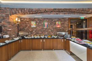 aprilis gold hotel special class