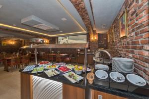 aprilis gold hotel special class