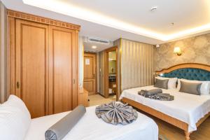 aprilis gold hotel special class