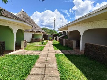 kambua resort kibwezi