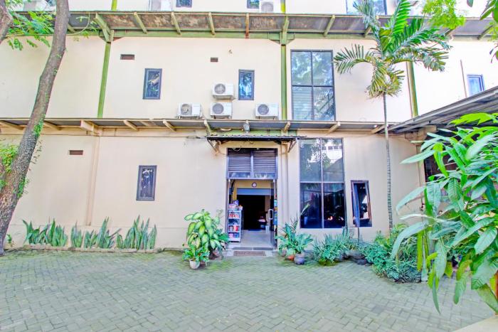 hotel o airport guesthouse