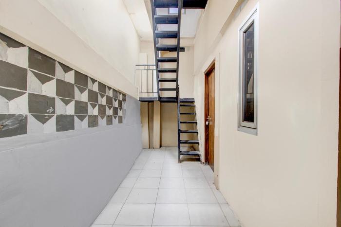 hotel o airport guesthouse