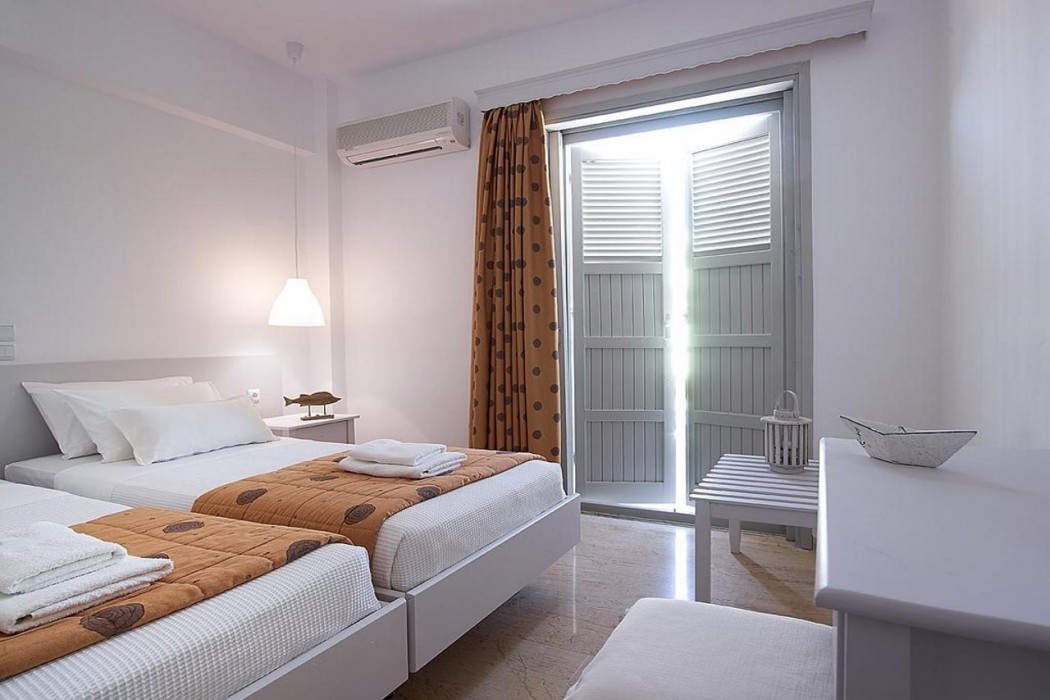 kythnos bay hotel