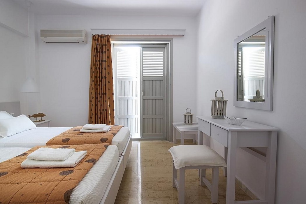 kythnos bay hotel