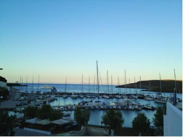 kythnos bay hotel