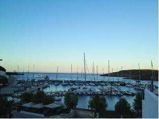 kythnos bay hotel