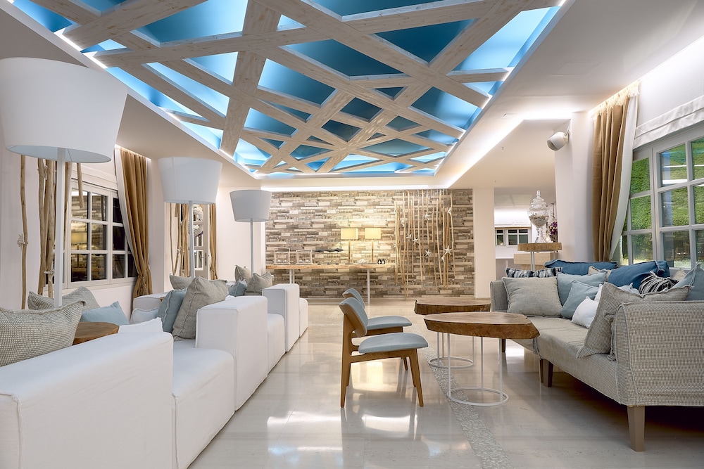 kythnos bay hotel
