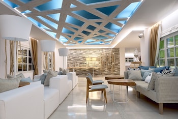 kythnos bay hotel