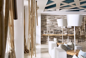 Kythnos Bay Hotel,Kithnos>>Kea,3 star