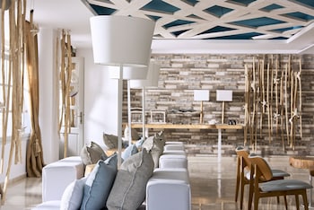 Kythnos Bay Hotel,Kithnos>>Kea,3 star