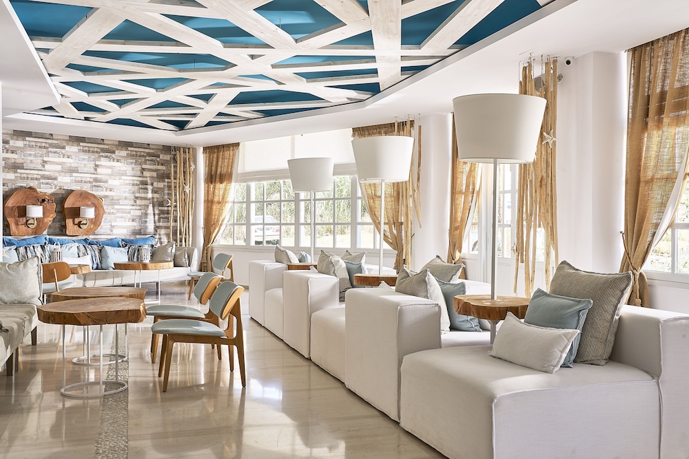 kythnos bay hotel