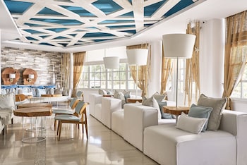 kythnos bay hotel