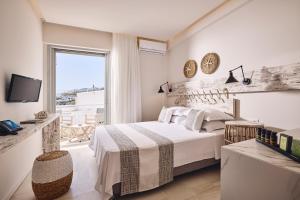 kythnos bay hotel