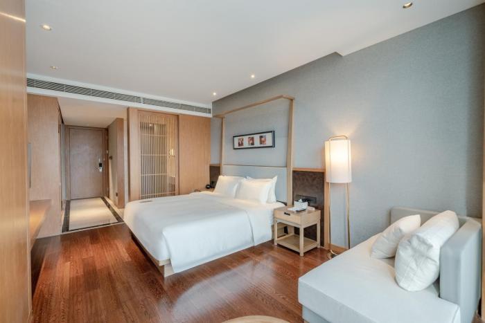 ssaw hotel guiyang beijing road guiyi subway station