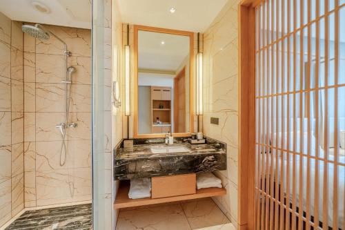 ssaw hotel guiyang beijing road guiyi subway station