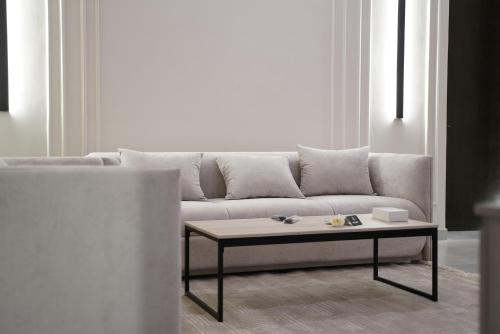 rateel apartment 2