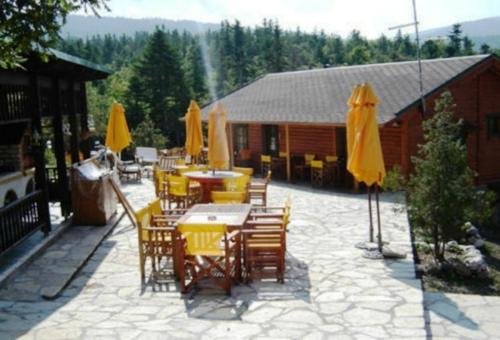 chalet likouresi village