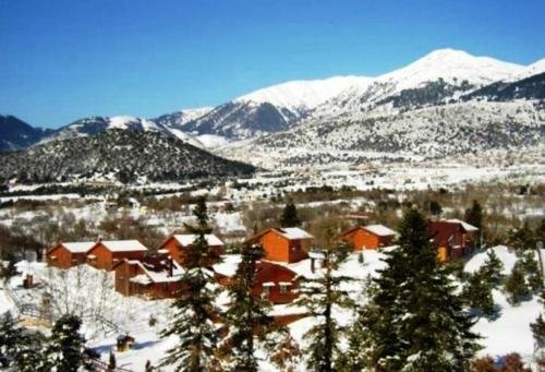 chalet likouresi village