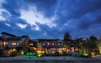 beijing nanshan yanyu song hot spring holiday homestay