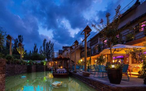 beijing nanshan yanyu song hot spring holiday homestay