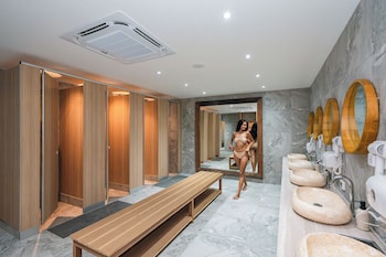 chaykha retreat phuket