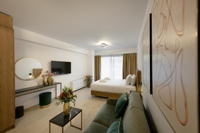 cens bronze luxury suites