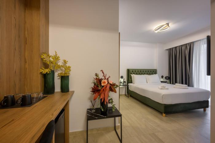 cens bronze luxury suites