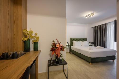 cens bronze luxury suites