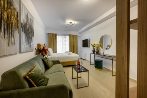 cens bronze luxury suites