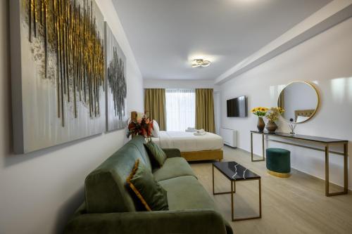 cens bronze luxury suites
