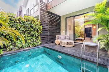 ocean breeze berawa villa
