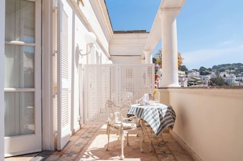 capri