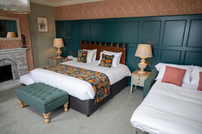 the royal inn by chef and brewer