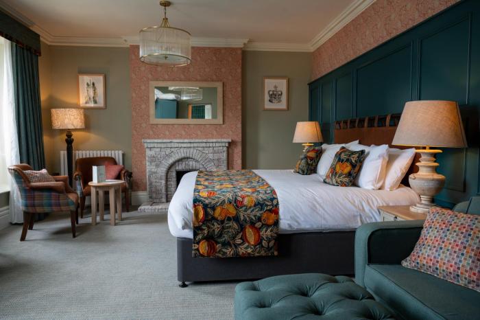 the royal inn by chef and brewer