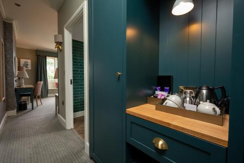 the royal inn by chef and brewer