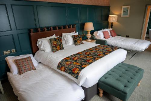 the royal inn by chef and brewer