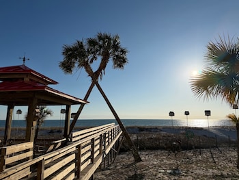 driftwood inn