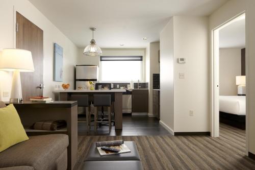 hyatt house monroe cranbury south brunswick