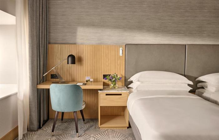 hyatt regency london olympia