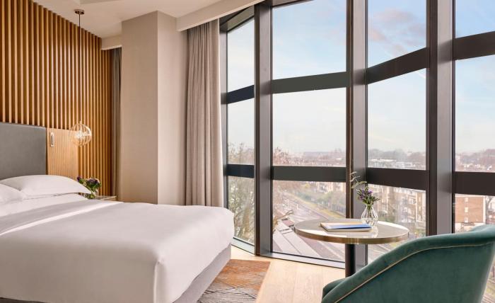 hyatt regency london olympia