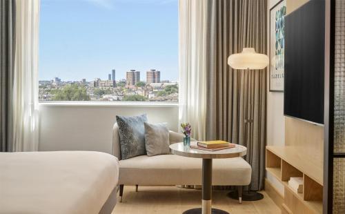 hyatt regency london olympia