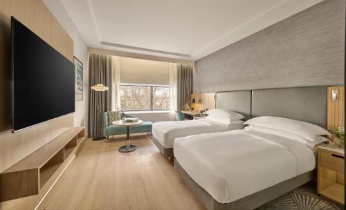 hyatt regency london olympia