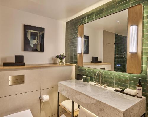 hyatt regency london olympia
