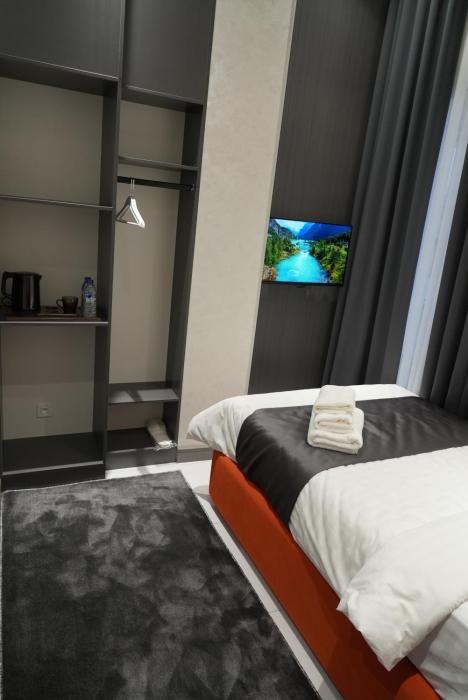 ninety boutique hotel