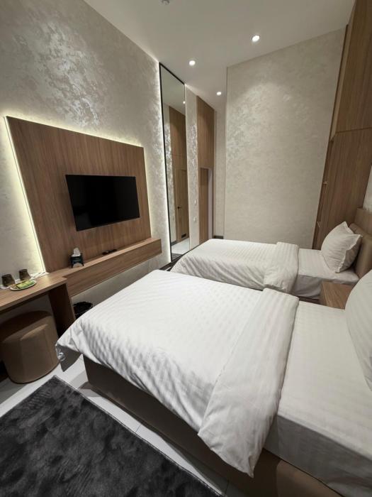 ninety boutique hotel