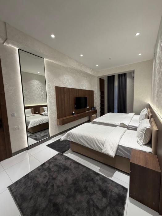 ninety boutique hotel