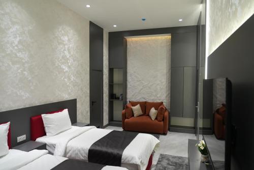 ninety boutique hotel