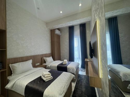 ninety boutique hotel