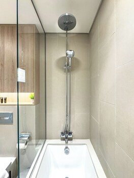 superhost 1br near dubai hills mall
