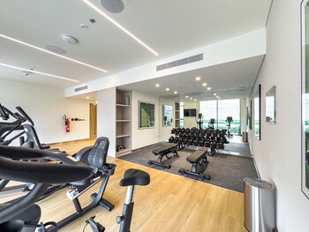 superhost 1br near dubai hills mall